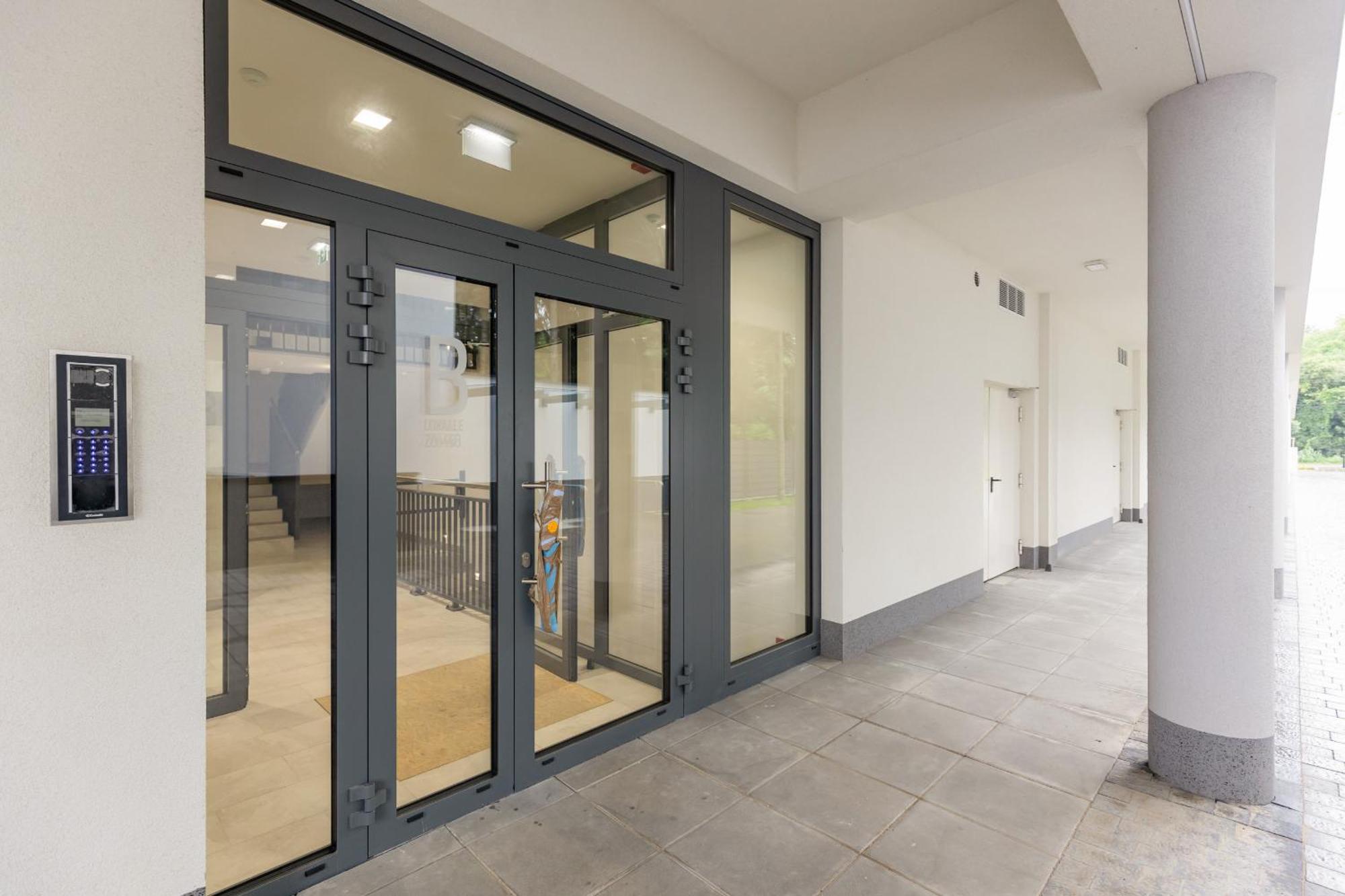 Appartamento Spacious With Parking Ursus By Renters Prestige Varsavia