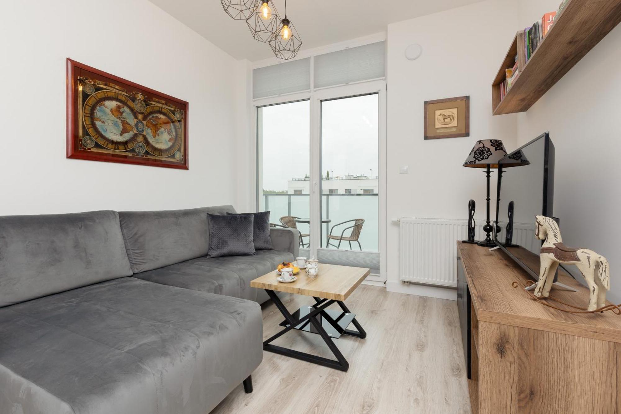 Spacious With Parking Ursus By Renters Prestige Appartamento Varsavia