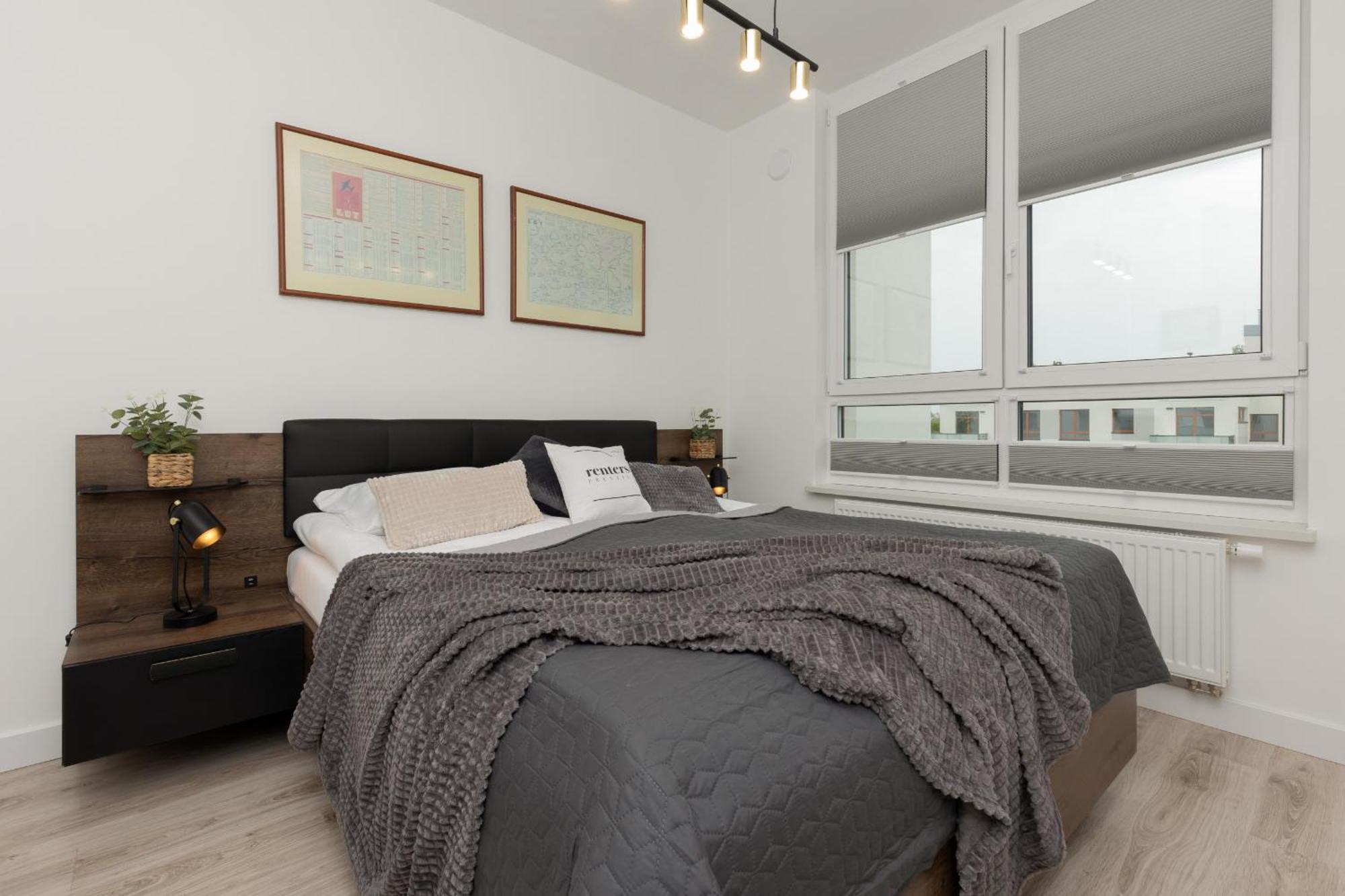 Spacious With Parking Ursus By Renters Prestige Appartamento Varsavia