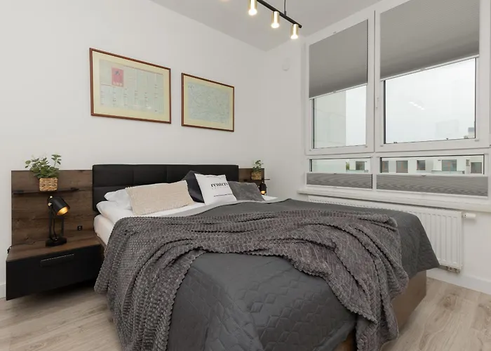 Spacious Apartment With Parking Warsaw Ursus By Renters Prestige